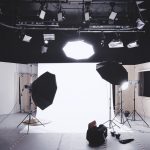 テレビ、映画、音楽、芸能界の裏方で働く方法-最新版-